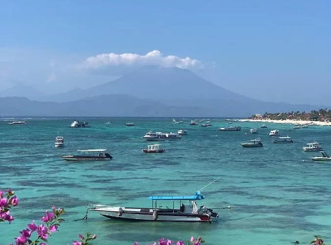 Laguna Biru 4*